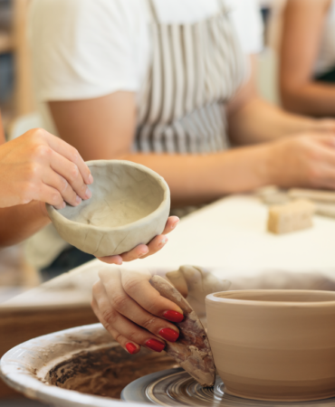 Moda'daki Claymore Art Studio Seramik ve Sanat Odaklı Yeni Sezonunu Başlattı