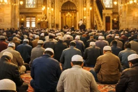 Diyanet Cuma Hutbesinde Sosyal Medya Paylaşımlarında Mahremiyet Ve Doğruluk Uyarısı Yaptı